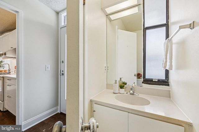 2303 BAYLEAF CT, Baltimore, MD 21209