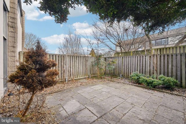 2303 BAYLEAF CT, Baltimore, MD 21209