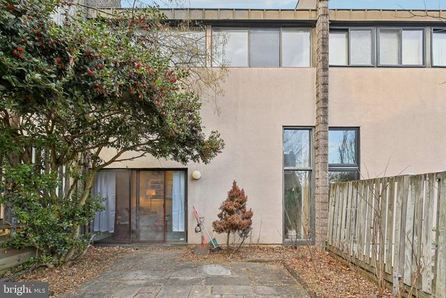 2303 BAYLEAF CT, Baltimore, MD 21209