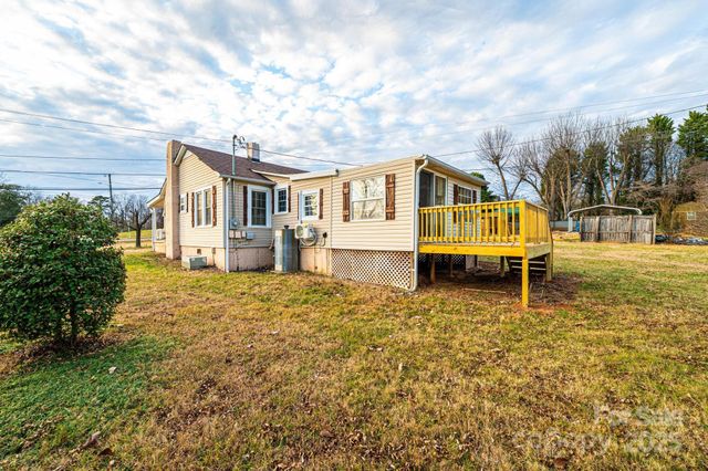 80 Duke Street, Granite Falls, NC 28630