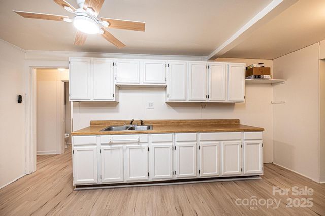 80 Duke Street, Granite Falls, NC 28630