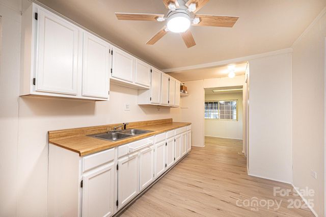 80 Duke Street, Granite Falls, NC 28630