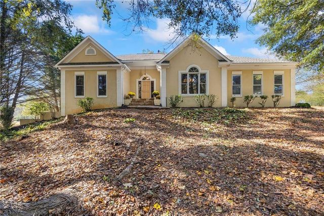 5336 Channel Drive, Gillsville, GA 30543