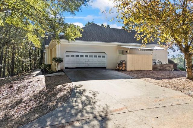 5336 Channel Drive, Gillsville, GA 30543