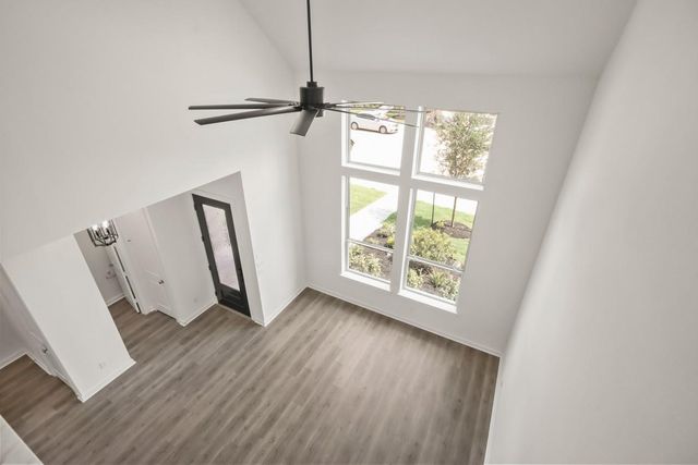 313 Fields Lane, Montgomery, TX 77316