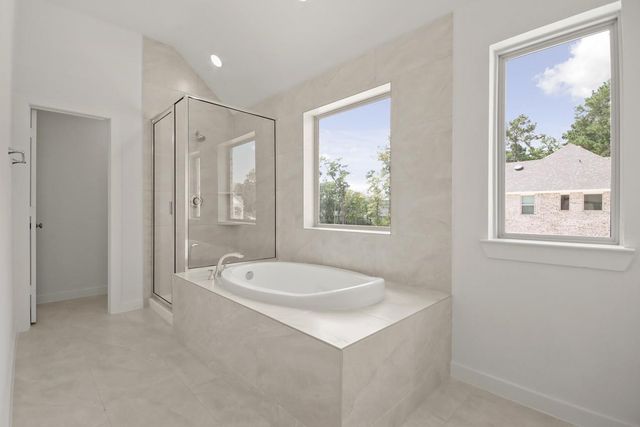 313 Fields Lane, Montgomery, TX 77316