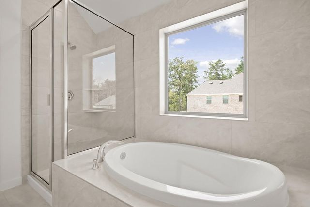 313 Fields Lane, Montgomery, TX 77316