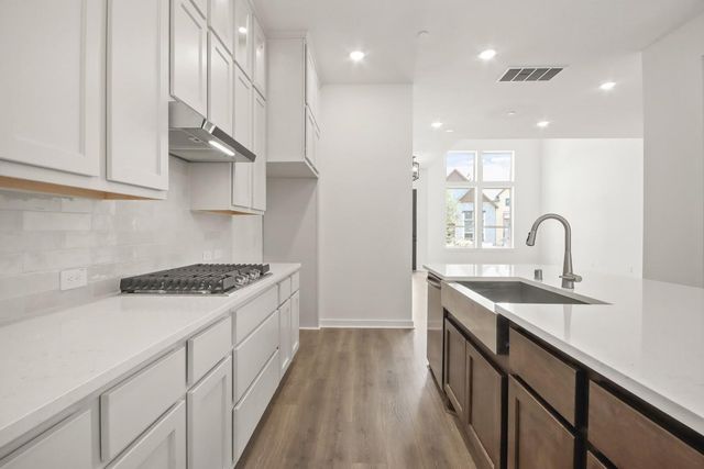 313 Fields Lane, Montgomery, TX 77316