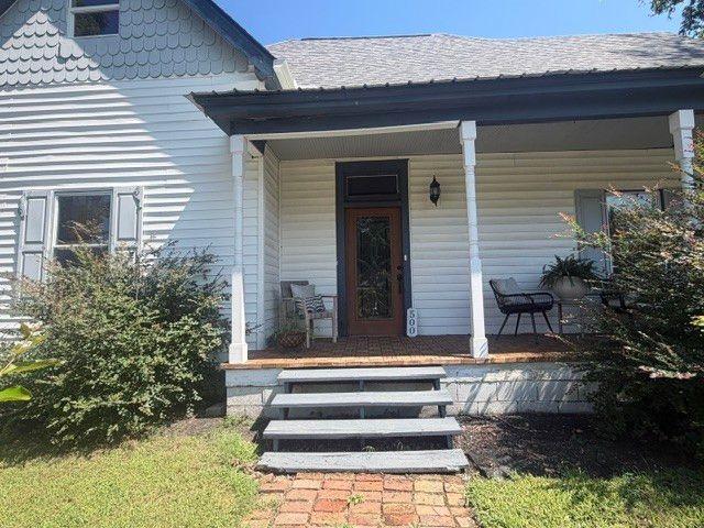 500 5th Ave, E, Springfield, TN 37172