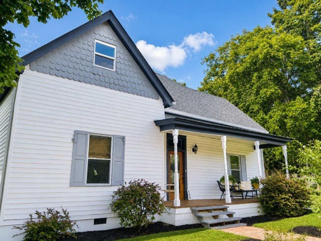 500 5th Ave, E, Springfield, TN 37172