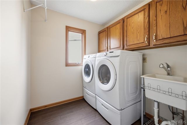 33 Randwood Ct., Amherst, NY 14068