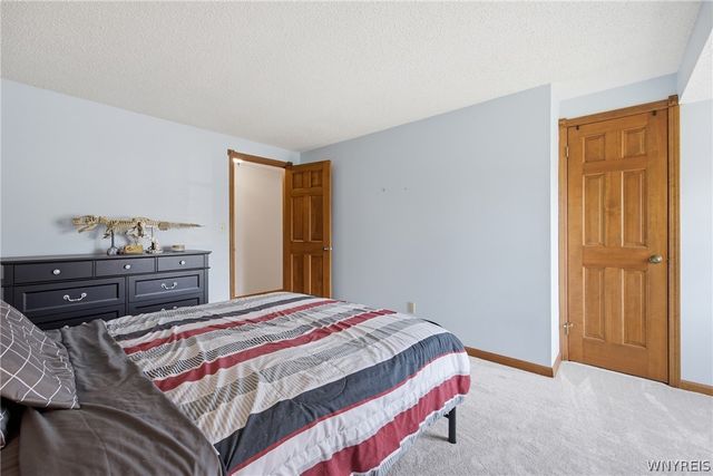 33 Randwood Ct., Amherst, NY 14068