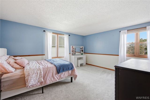 33 Randwood Ct., Amherst, NY 14068