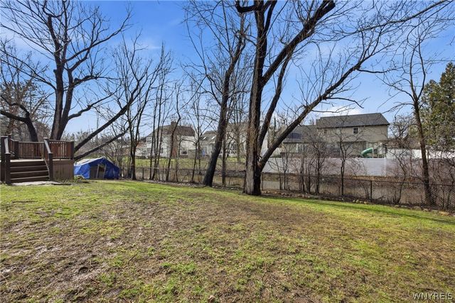 33 Randwood Ct., Amherst, NY 14068