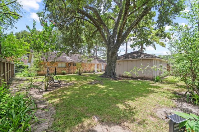 2001 Lamar Drive, Richmond, TX 77469