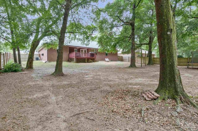 6549 Yellow Hill Dr, Milton, FL 32583