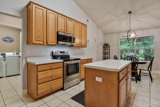 6549 Yellow Hill Dr, Milton, FL 32583