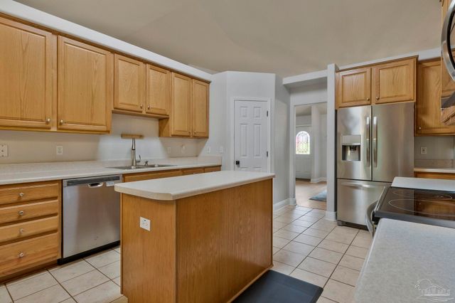 6549 Yellow Hill Dr, Milton, FL 32583