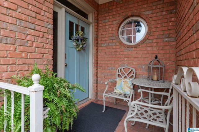 1116 ASHBURY SQUARE, Hoover, AL 35216