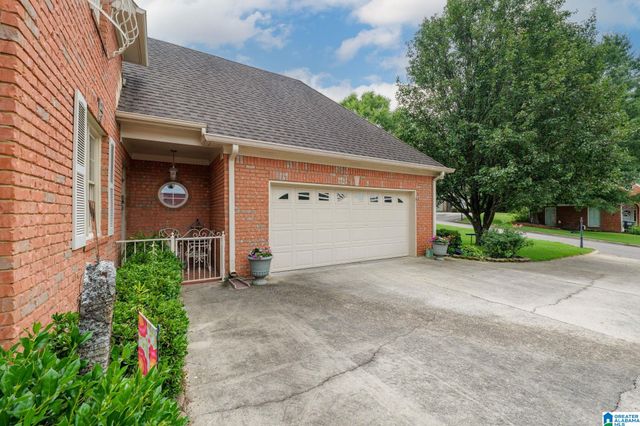 1116 ASHBURY SQUARE, Hoover, AL 35216