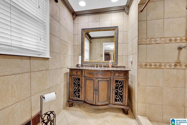 608 NW 18TH AVENUE, Center Point, AL 35215