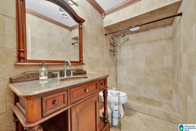 608 NW 18TH AVENUE, Center Point, AL 35215