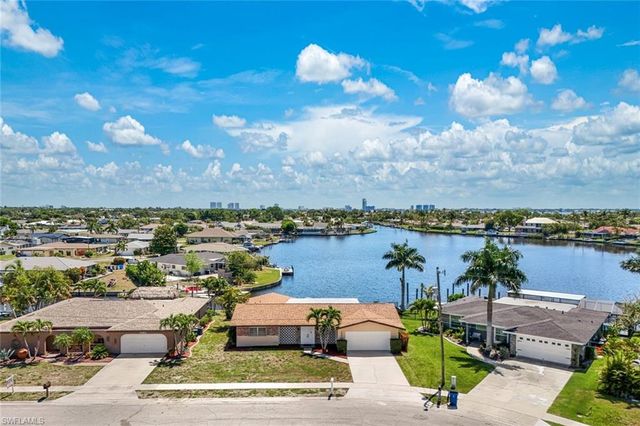 4530 Vinsetta AVE, North Fort Myers, FL 33903
