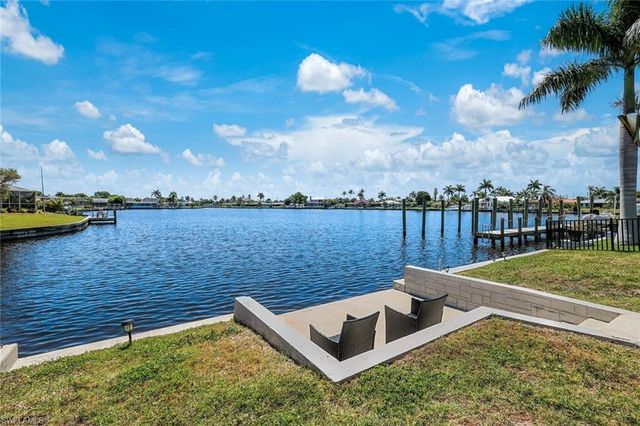 4530 Vinsetta AVE, North Fort Myers, FL 33903