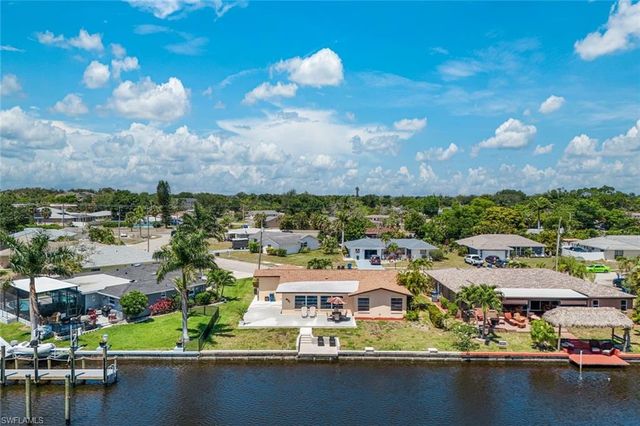 4530 Vinsetta AVE, North Fort Myers, FL 33903