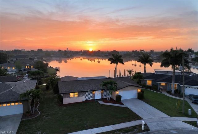 4530 Vinsetta AVE, North Fort Myers, FL 33903