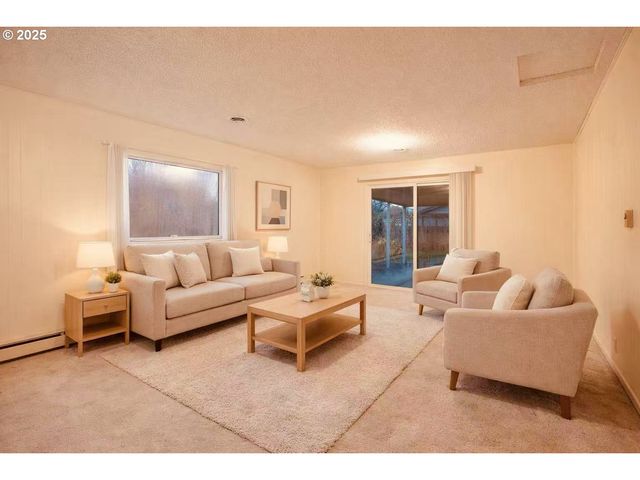 2796 TERRY Ave, Longview, WA 98632