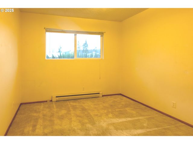 2796 TERRY Ave, Longview, WA 98632