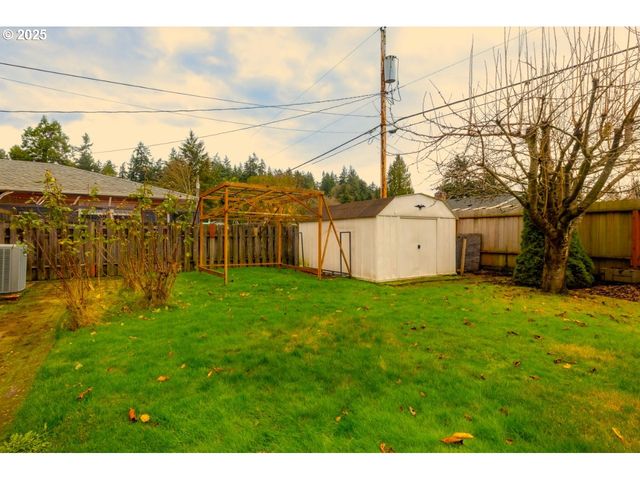 2796 TERRY Ave, Longview, WA 98632