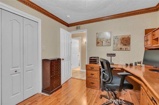 1095 Robinson, Merced, CA 95340