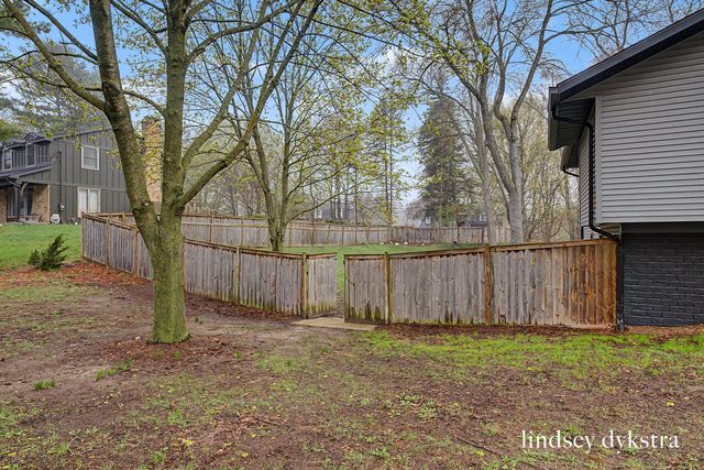 7437 30th Street SE, Ada, MI 49301