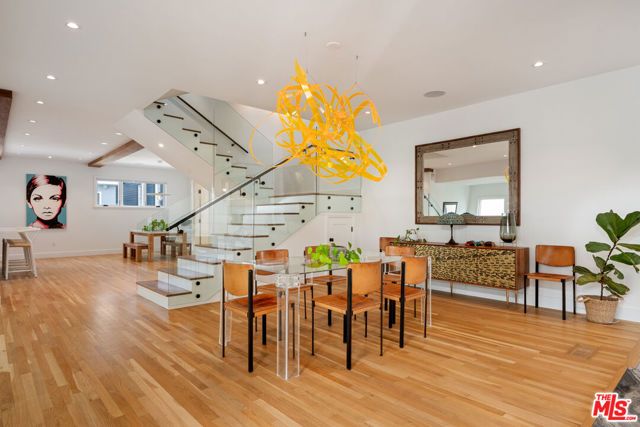 128 Roma Court, Marina Del Rey, CA 90292