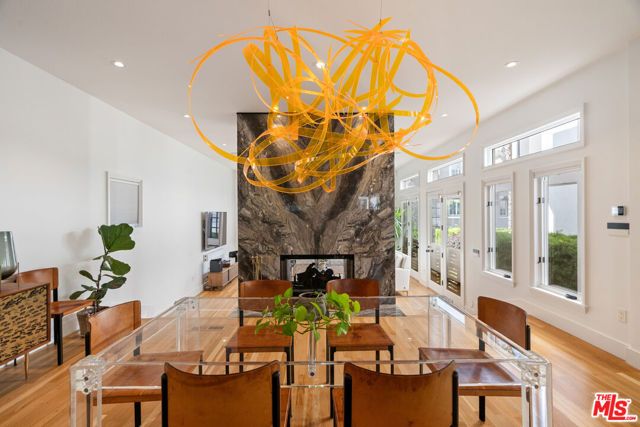 128 Roma Court, Marina Del Rey, CA 90292