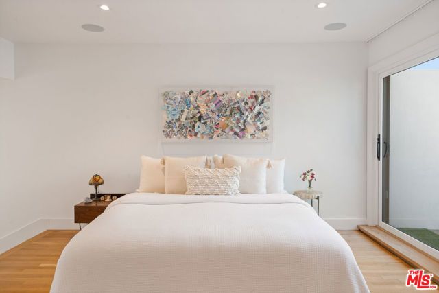 128 Roma Court, Marina Del Rey, CA 90292