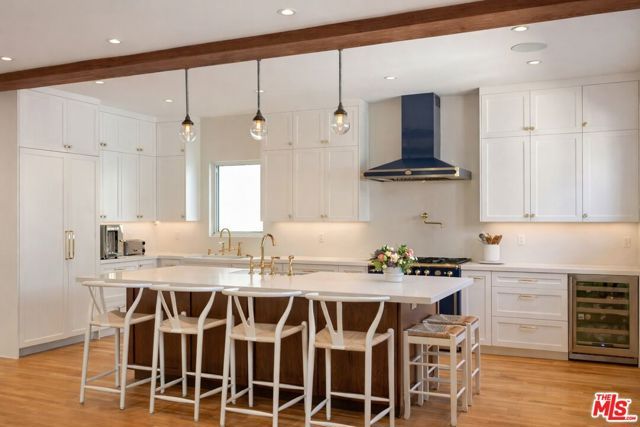 128 Roma Court, Marina Del Rey, CA 90292