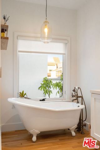 128 Roma Court, Marina Del Rey, CA 90292