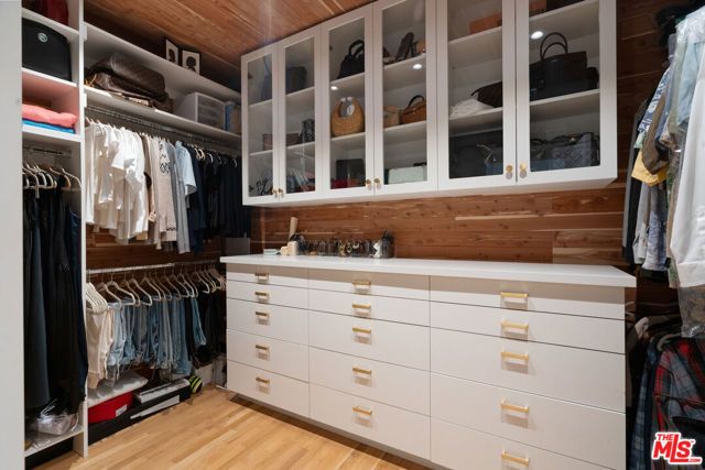 128 Roma Court, Marina Del Rey, CA 90292