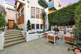 128 Roma Court, Marina Del Rey, CA 90292