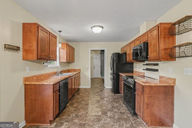 313 Anderson Road, Griffin, GA 30223