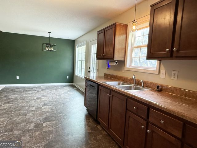 313 Anderson Road, Griffin, GA 30223