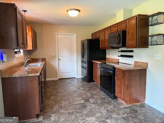 313 Anderson Road, Griffin, GA 30223