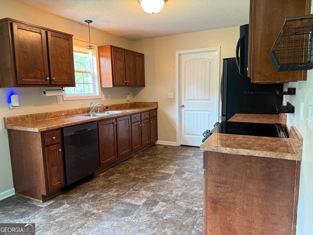 313 Anderson Road, Griffin, GA 30223