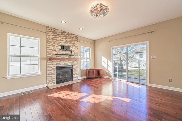 5065 RIDGE AVE, Egg Harbor Township, NJ 08234