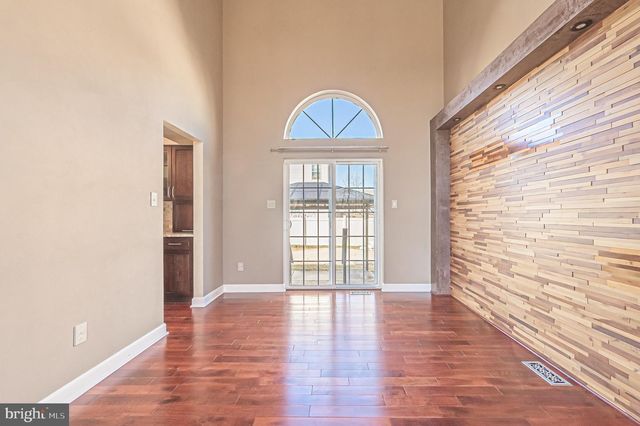 5065 RIDGE AVE, Egg Harbor Township, NJ 08234