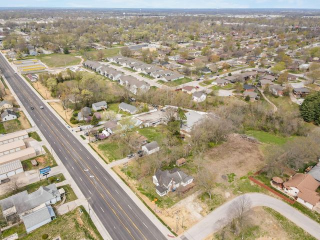 603 E Mt Vernon Street, Nixa, MO 65714