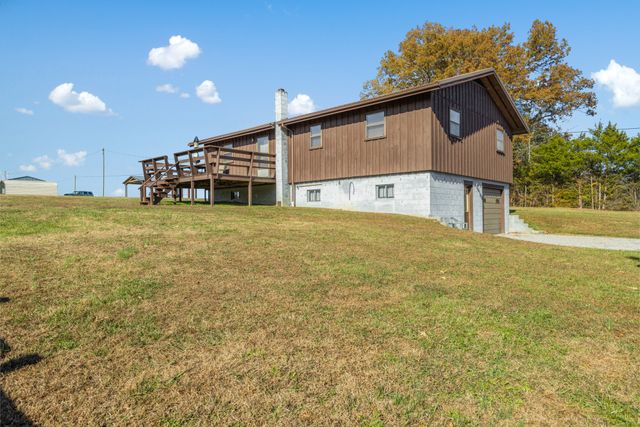 473 Holcomb Rd, Mcminnville, TN 37110